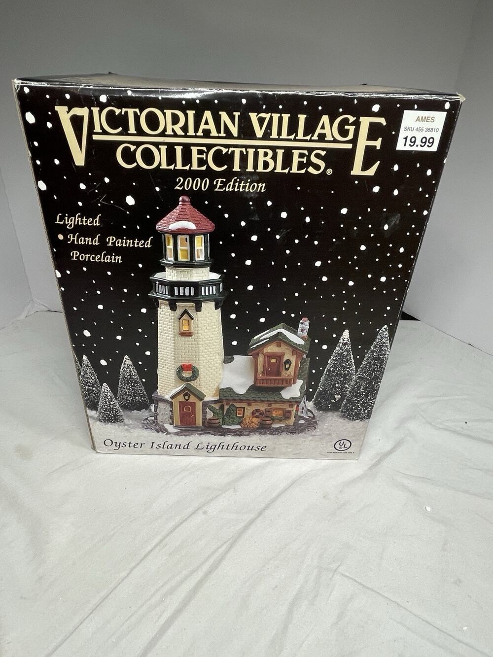 Victorian Village Collectibles 2000 Edition Illuminated Lighthouse w/ Box